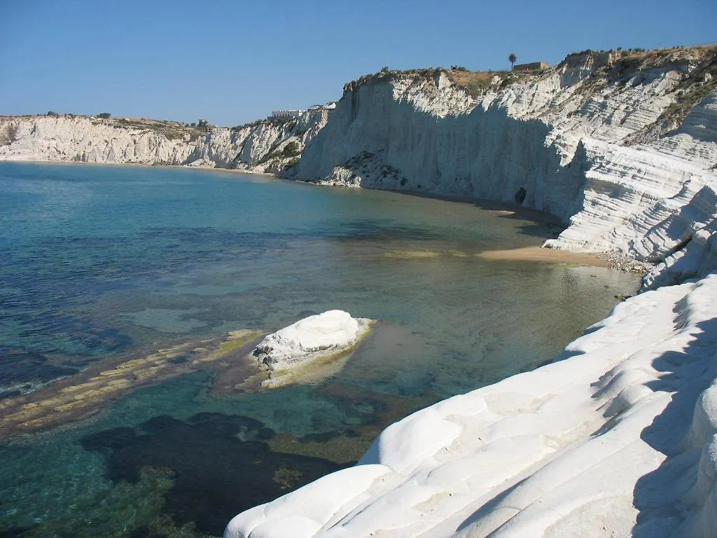 Case Vacanze Ancora Porto Empedocle 3*,